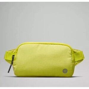 Lululemon Everywhere Belt Bag Mini Ripstop Adjustable‎ Fits Phone Keys Cards NWT